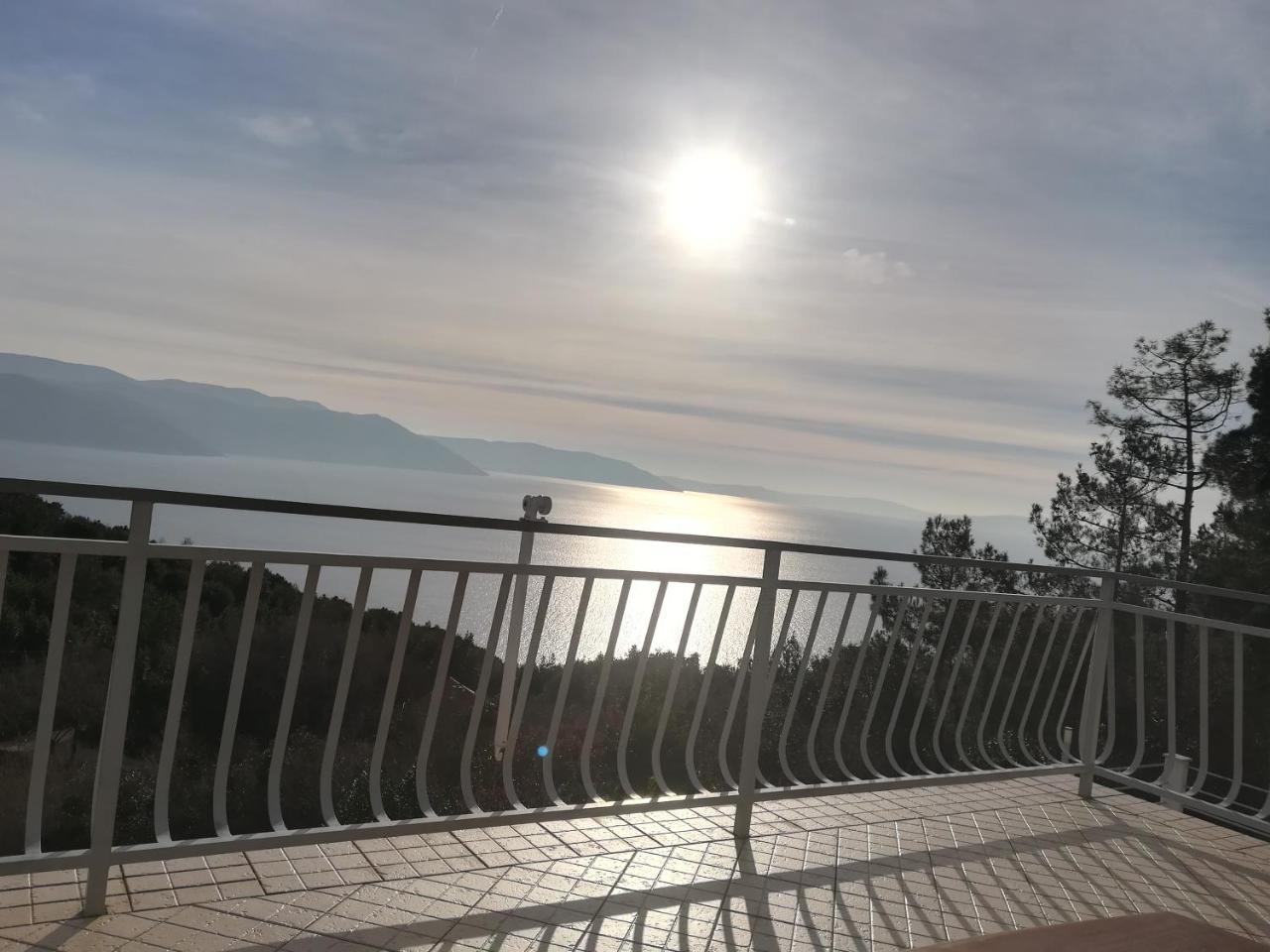 Apartments Plavcic Пломин Экстерьер фото